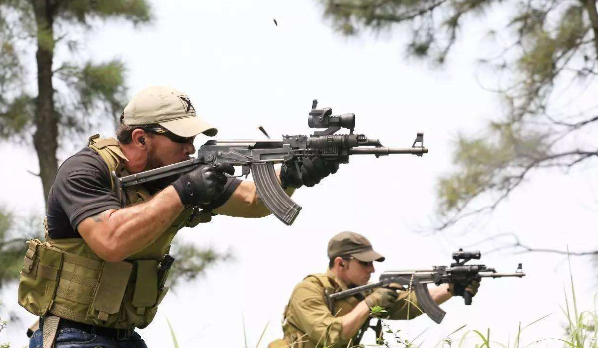 中國影視行業(yè)年度報(bào)告：醫(yī)療軍旅題材受歡迎